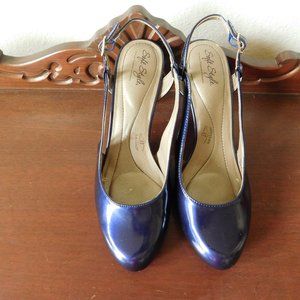 SOFT STYLE CATEY RYL BLUE PEARLPATENT LEATHER...SLING BACK 9M